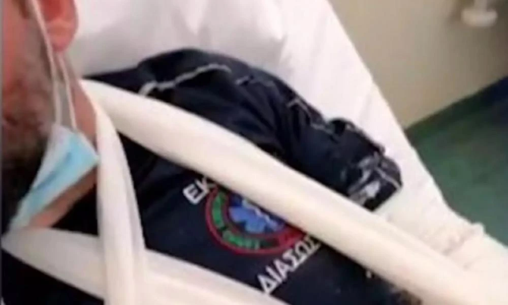 Σαλαμίνα: «Έχω τρόμο, ήταν δολοφονική επίθεση» – Συγκλονίζει ο διασώστης του ΕΚΑΒ (βίντεο)
